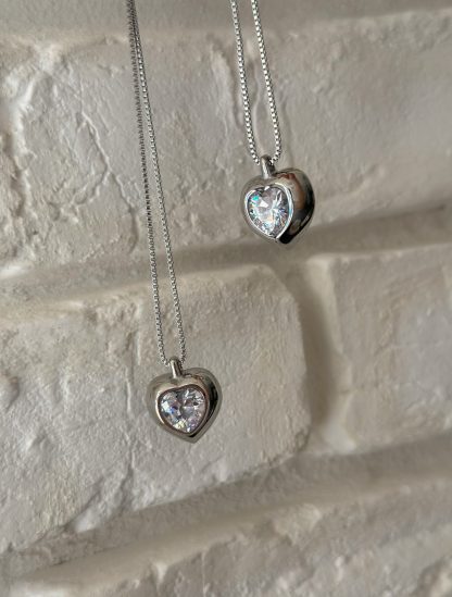 Isha silver - ασημί κολιέ, κολιέ καρδιά, κολιέ με ζιρκόν, γυναικεία κοσμήματα, ατσάλινο κολιέ, ρομαντικό κολιέ, elegant necklace.