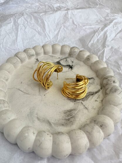 Essi gold - gold earrings, golden earrings, gold hoops, stainless steel hoops, ατσαλινα σκουλαρικια, χρυσα σκουλαρικια, ατσαλινοι κρικοι, χρυσοι κρικοι