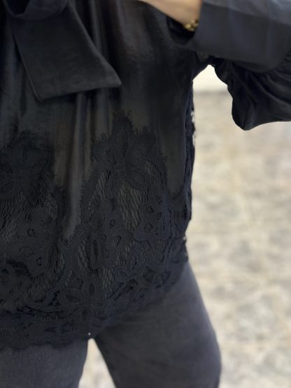 Amara shirt - Black - Image 2