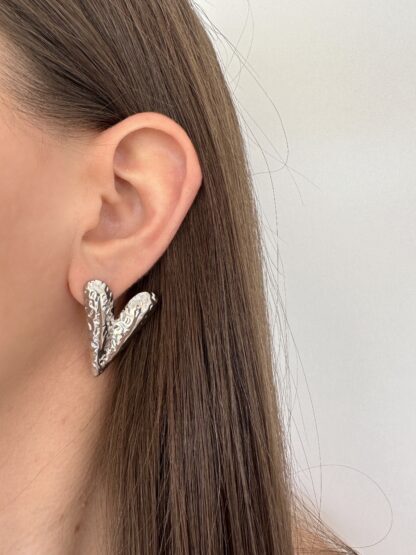 Keddie silver - heart earrings, silver earrings, stainless steel earrings, stud earrings, ατσαλινα σκουλαρικια, σκουλαρικια καρδια, ασημι σκουλαρικια, ασημενια σκουλαρικια