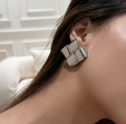 sullivan silver - silver earrings, stud earrings, stainless steel earrings, big earrings, ασημι σκουλαρικια, ατσαλινα σκουλαρικια, σκουλαρικια με καρφακι, εντυπωσιακα σκουλαρικια