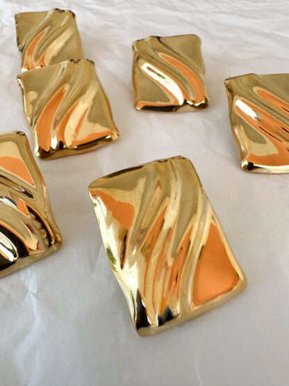 Alexa gold - gold earrings, golden earrings, stud earrings, stainless steel earrings, statement earrings, vintage earrings, χρυσα σκουλαρικια, σκουλαρικια με καρφι, ατσαλινα σκουλαρικια