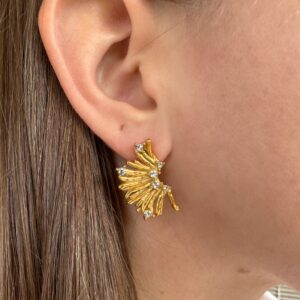 carly - flower earrings, gold earrings, stud earrings, stainless steel earrings, χρυσα σκουλαρικια, σκουλαρικια απο ατσαλι